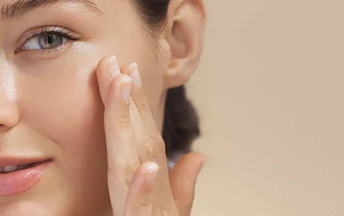 رتینول چیست و چه زمانی از آن در روتین پوستی استفاده کنیم؟