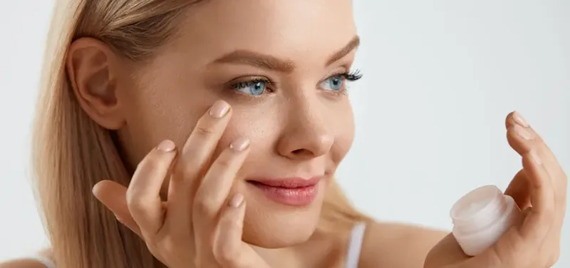 بهترین روش برای استفاده از کرم ترمیم کننده