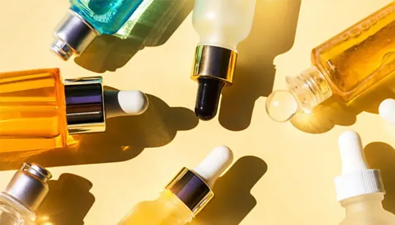 راهنمای کامل انتخاب از میان انواع سرم روشن کننده پوست