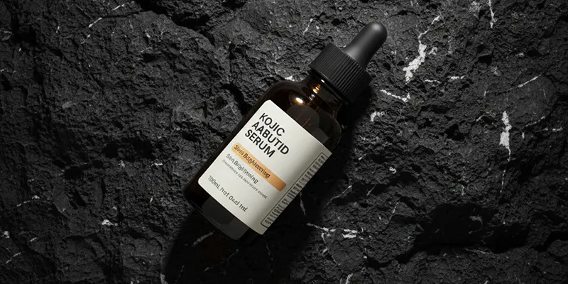 سرم روشن کننده پوست حاوی اسید کوجیک